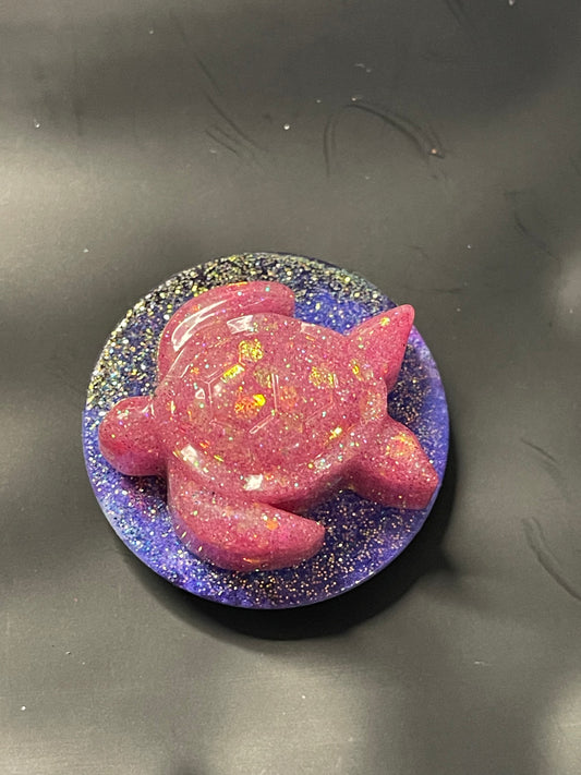 Pink turtle pop socket